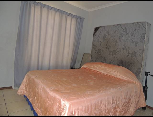 2 BEDROOM APARTMENT FOR SALE IN WILLOWBROOK